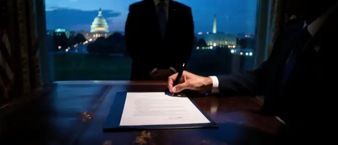 Приостановка действия закона Грэма стала для администрации Дональда Трампа инструментом для поиска мирного решения конфликта